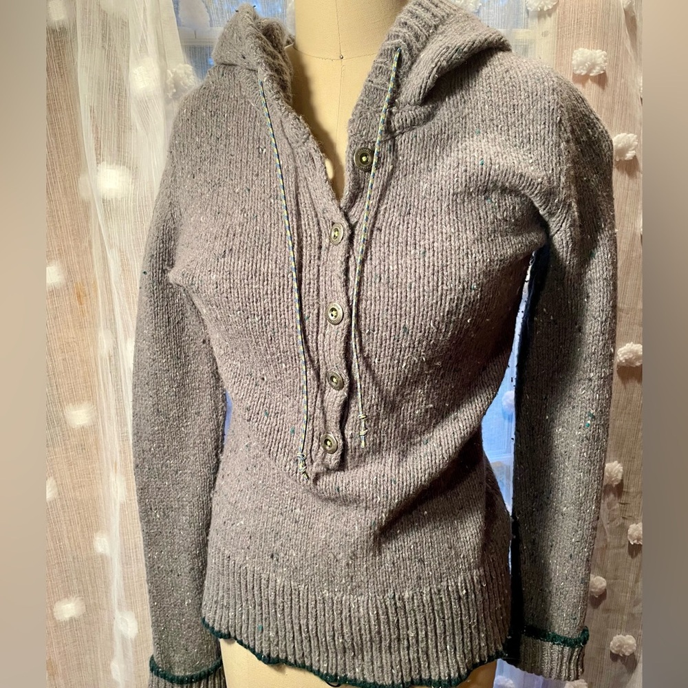 Patagonia Gray Women's Hooded  Sweater